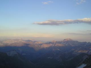 j09_19_coucherSoleilGavarnie image